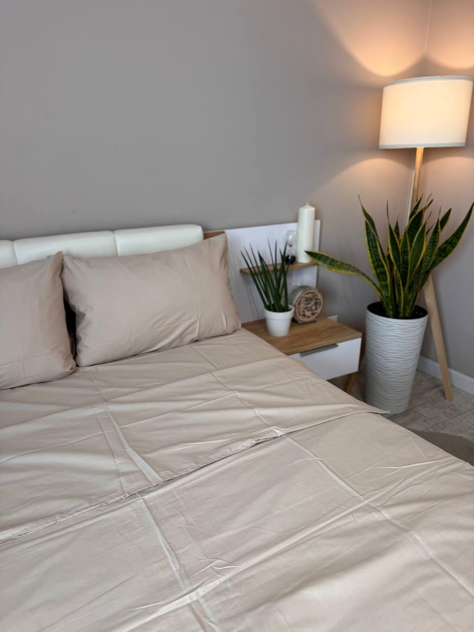 Постільна білизна сатин сімейний 150х220 см наволочки 70х70 см 2 шт. Бежевий (Д-Al-satin-007-04)