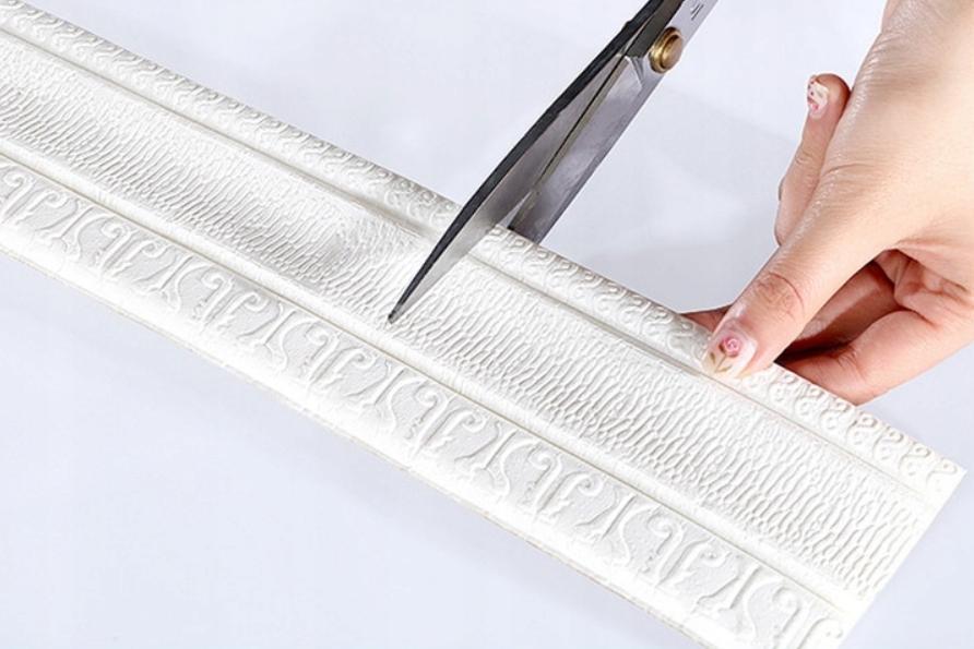 Плінтус гнучкий самоклеючий універсальний 230x5 см Білий - фото 5 Плінтус гнучкий самоклеючий універсальний 230x5 см Білий - фото 5