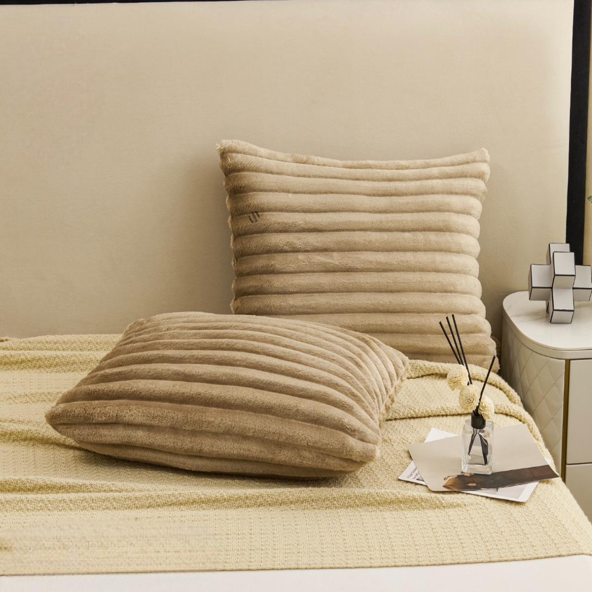 Набор плед с двумя подушками Koloco Королевский шарпей двуспальный Светло-коричневый (40854) - фото 2