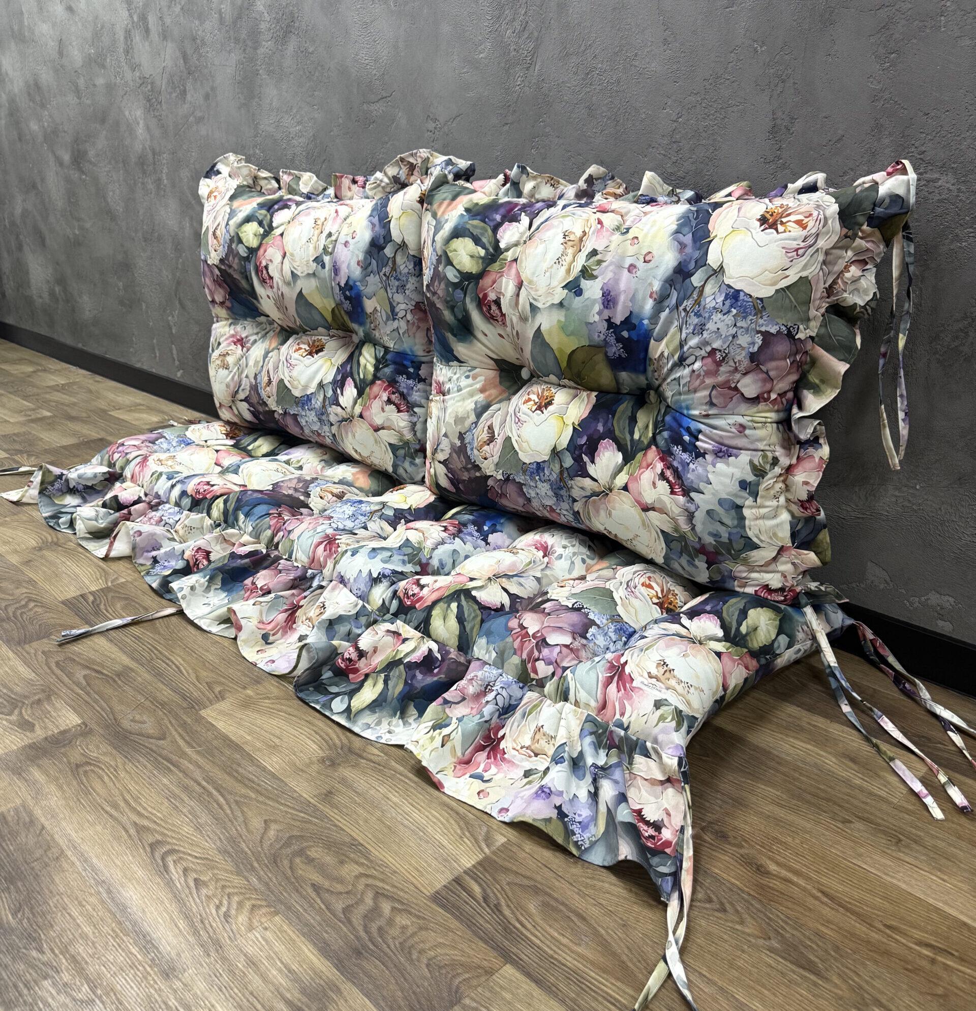 Комплект подушек с рюшами Comfort Home 3D flowers на поддоны/качели/каркасы/садовая мебель панама 100х50х50 см