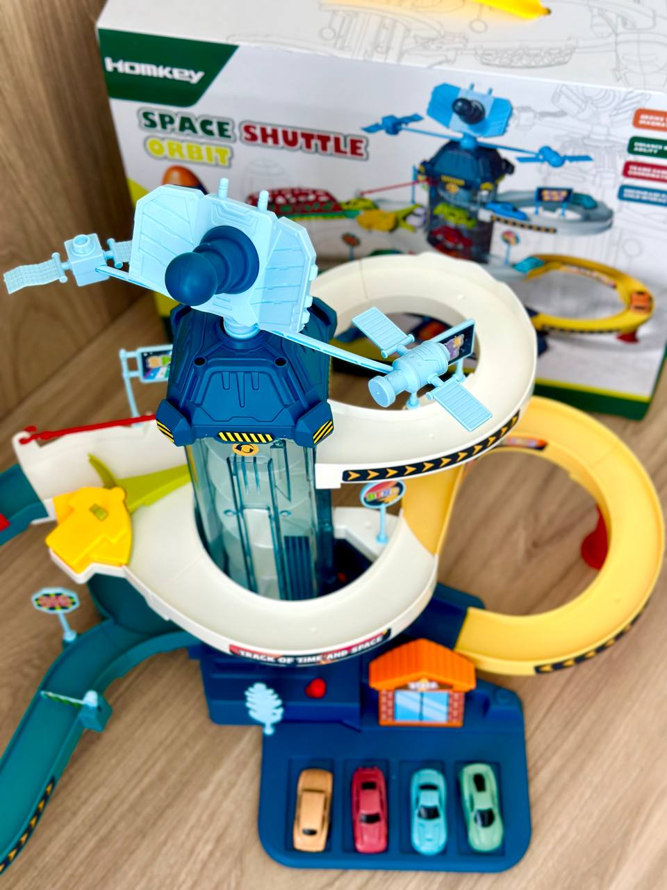 Дитячий музичний гараж для машинок Fun Game 5507 А Космічна станція з автоматичним підйомником та підсвічуванням (1928473622) - фото 10