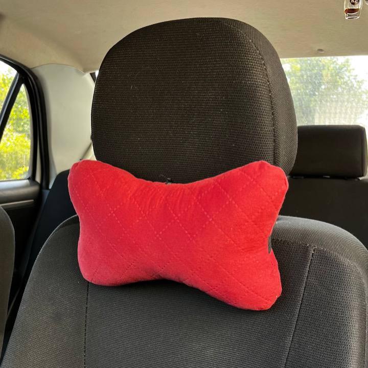 Подушка в машину 27x16x8 см Красный (24167309) - фото 1