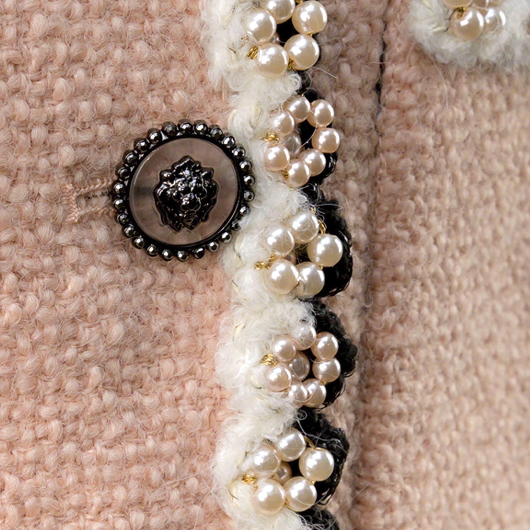 Жакет із камелією жіночий повсякденний Chanel M Пудровий (2797308209) - фото 5