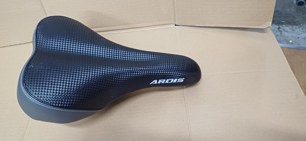 Сідло для велосипеда із замком Чорно-сірий (2308456768) - фото 2 Сідло для велосипеда із замком Чорно-сірий (2308456768) - фото 2