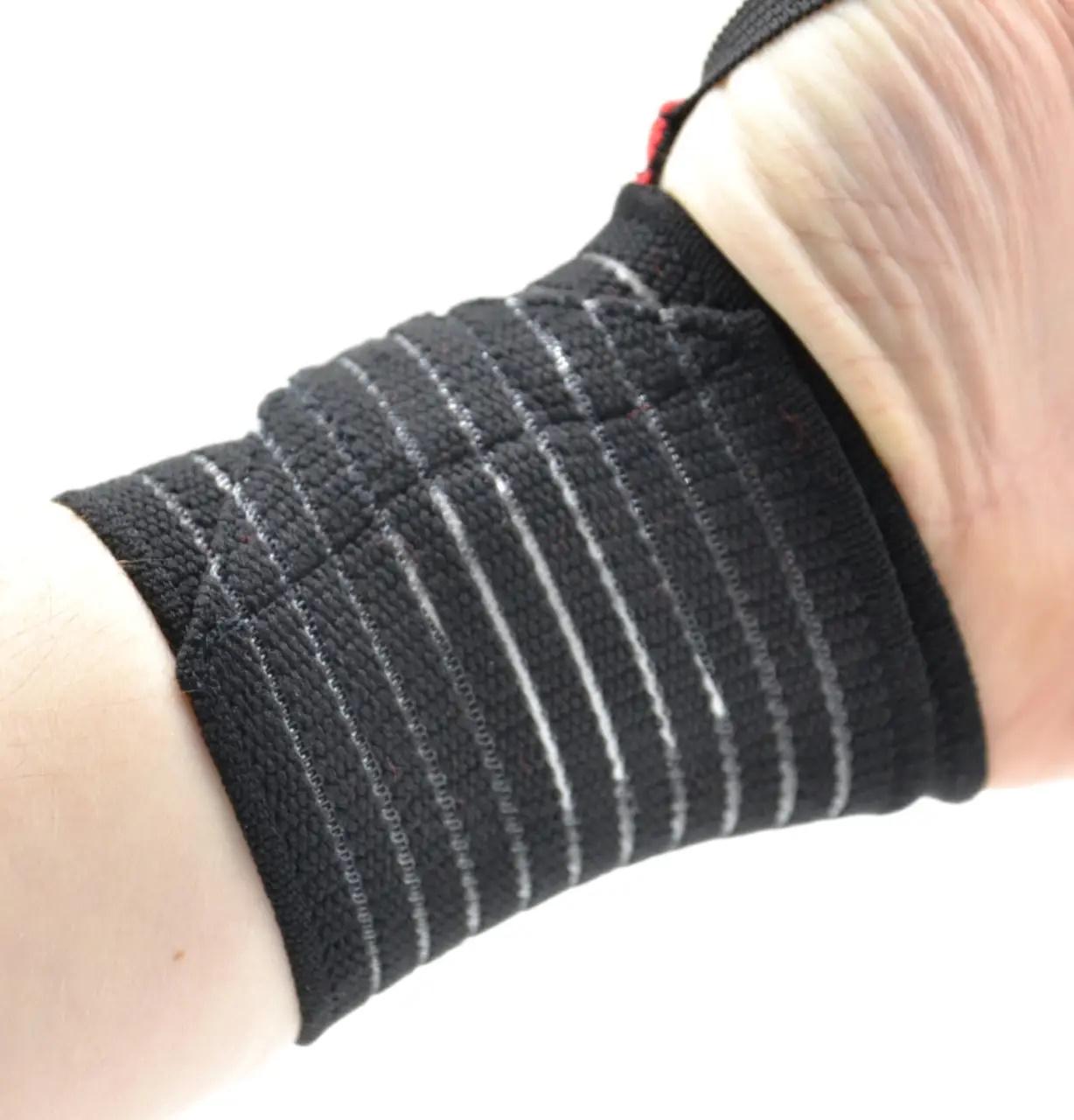 Бинты кистевые Power System PS-6000 Elastic Wrist Support Black/Red (62-68-PS-6000_Black) - фото 5