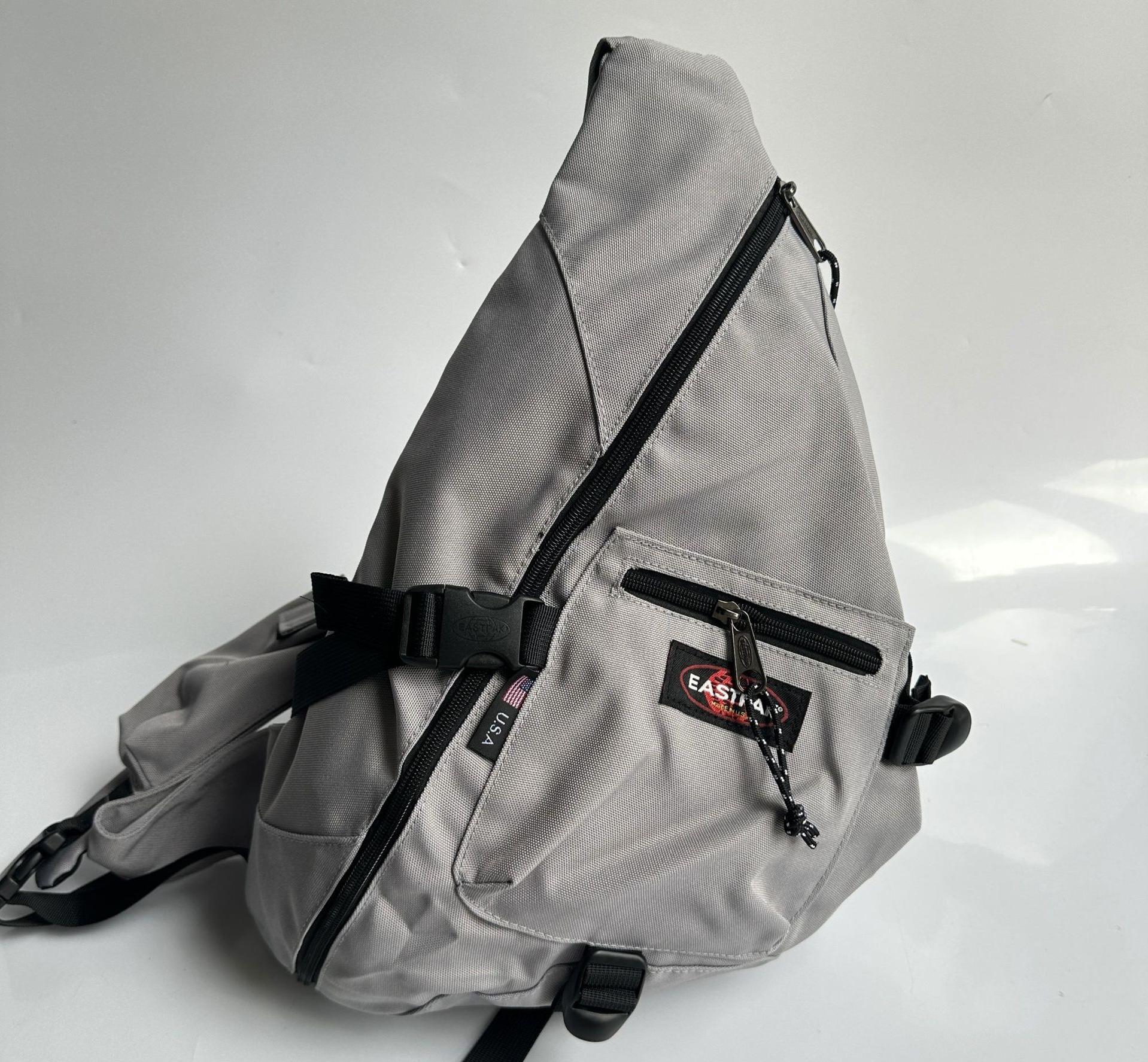 Сумка Eastpak sling bag Gore Tex 15,5 л Grey (30454564) - фото 2 Сумка Eastpak sling bag Gore Tex 15,5 л Grey (30454564) - фото 2