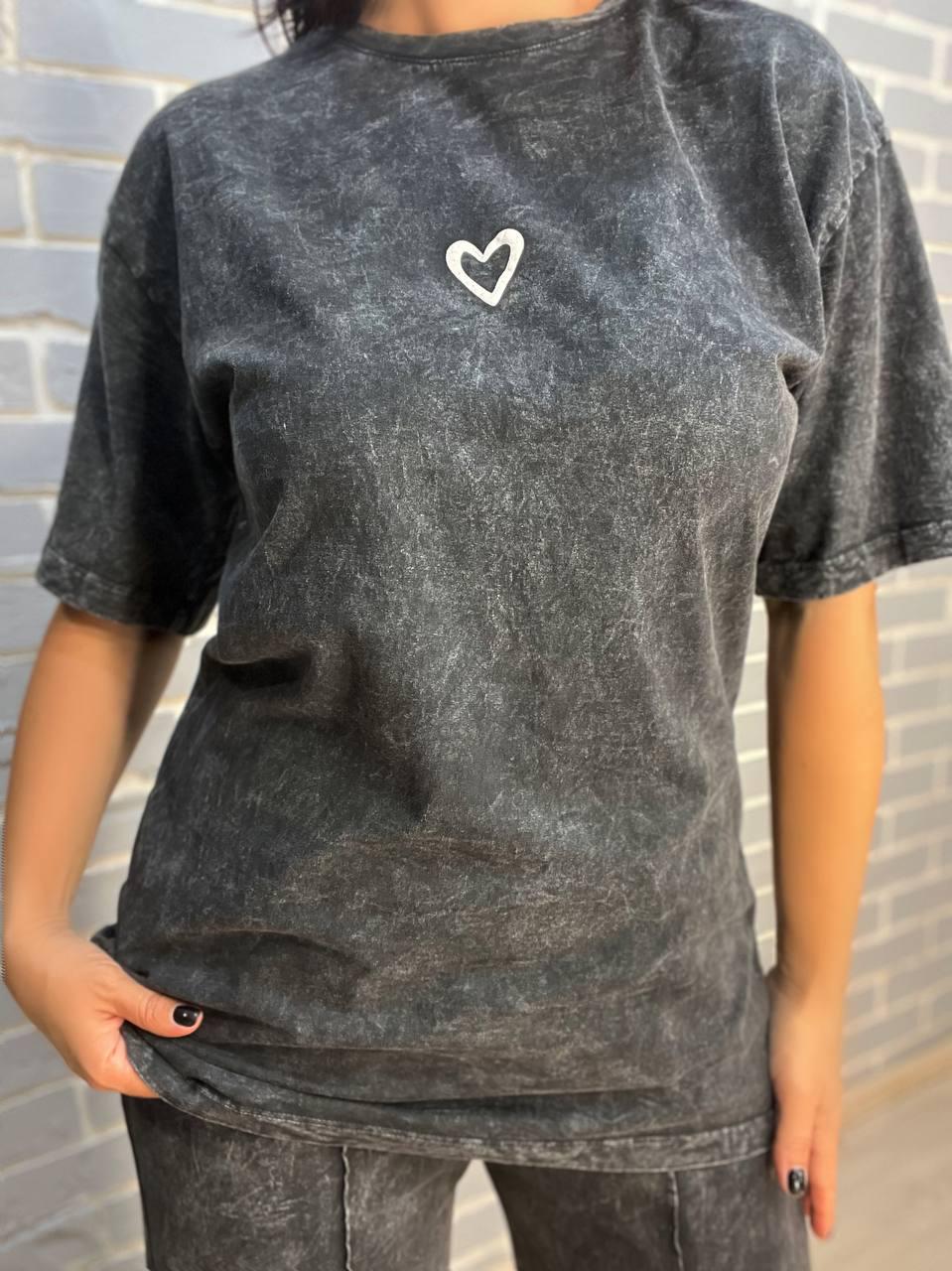 Костюм женский COAST MODA 4232 вареный тай-дай брюки палаццо с футболкой сердце M Графитовый (2470) - фото 3 Костюм женский COAST MODA 4232 вареный тай-дай брюки палаццо с футболкой сердце M Графитовый (2470) - фото 3