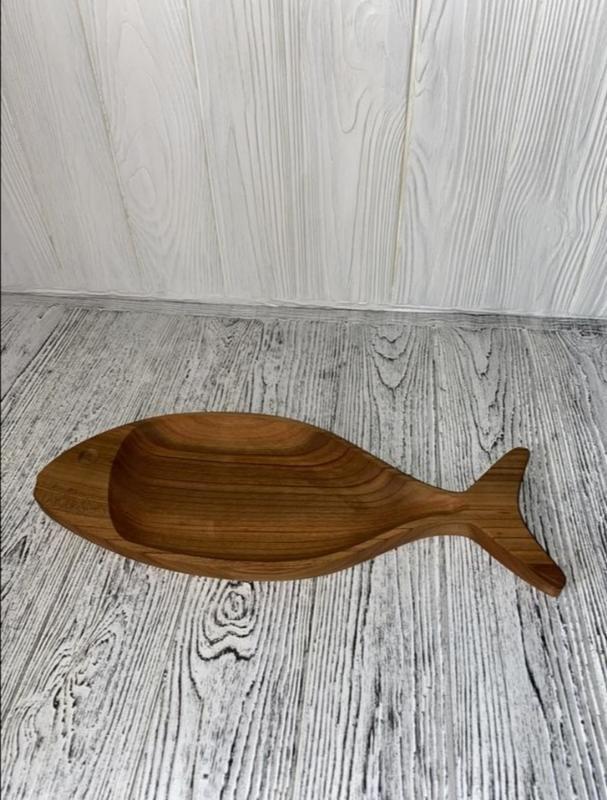 Доска для подачи рыбы деревянная 35х13х2 см (125) - фото 3 Доска для подачи рыбы деревянная 35х13х2 см (125) - фото 3