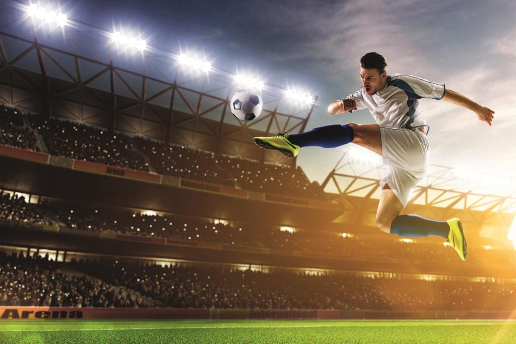 Фотообои флизелиновые 3D Футбол 375х250 см DIMEX Футболист с мячом на стадионе (MS-5-0306)