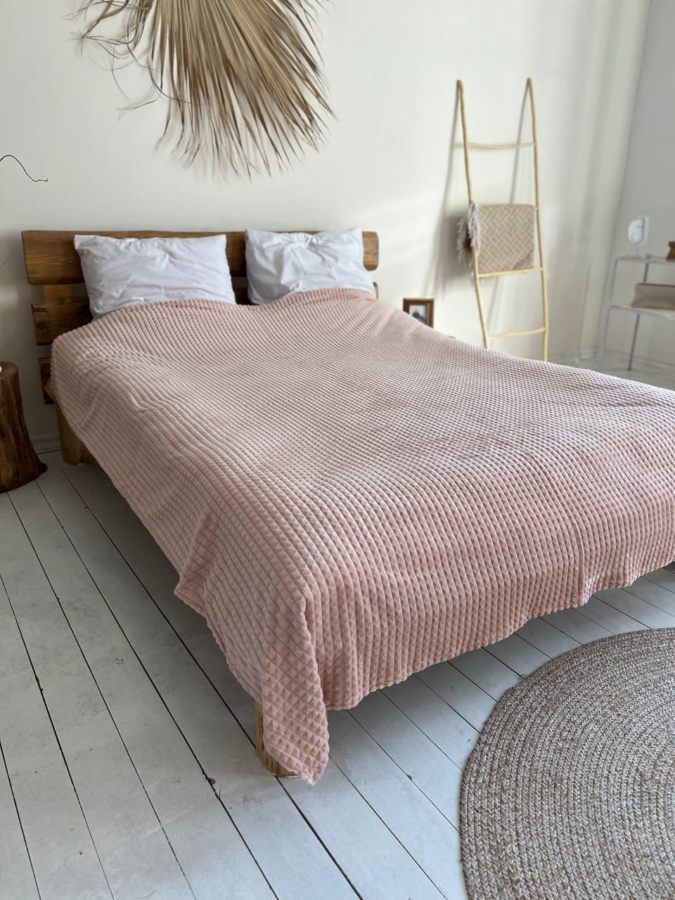 Плед-покрывало Классический Кубик 200х220 см см Розовый (07544-8) Плед-покрывало Классический Кубик 200х220 см см Розовый (07544-8)