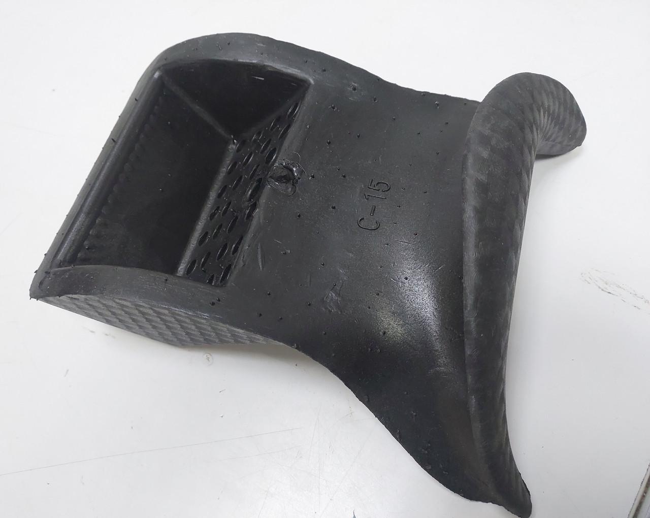 Подголовник для лежачей парикмахерской мойки ДенІС professional Черный (1933518660) - фото 7 Подголовник для лежачей парикмахерской мойки ДенІС professional Черный (1933518660) - фото 7