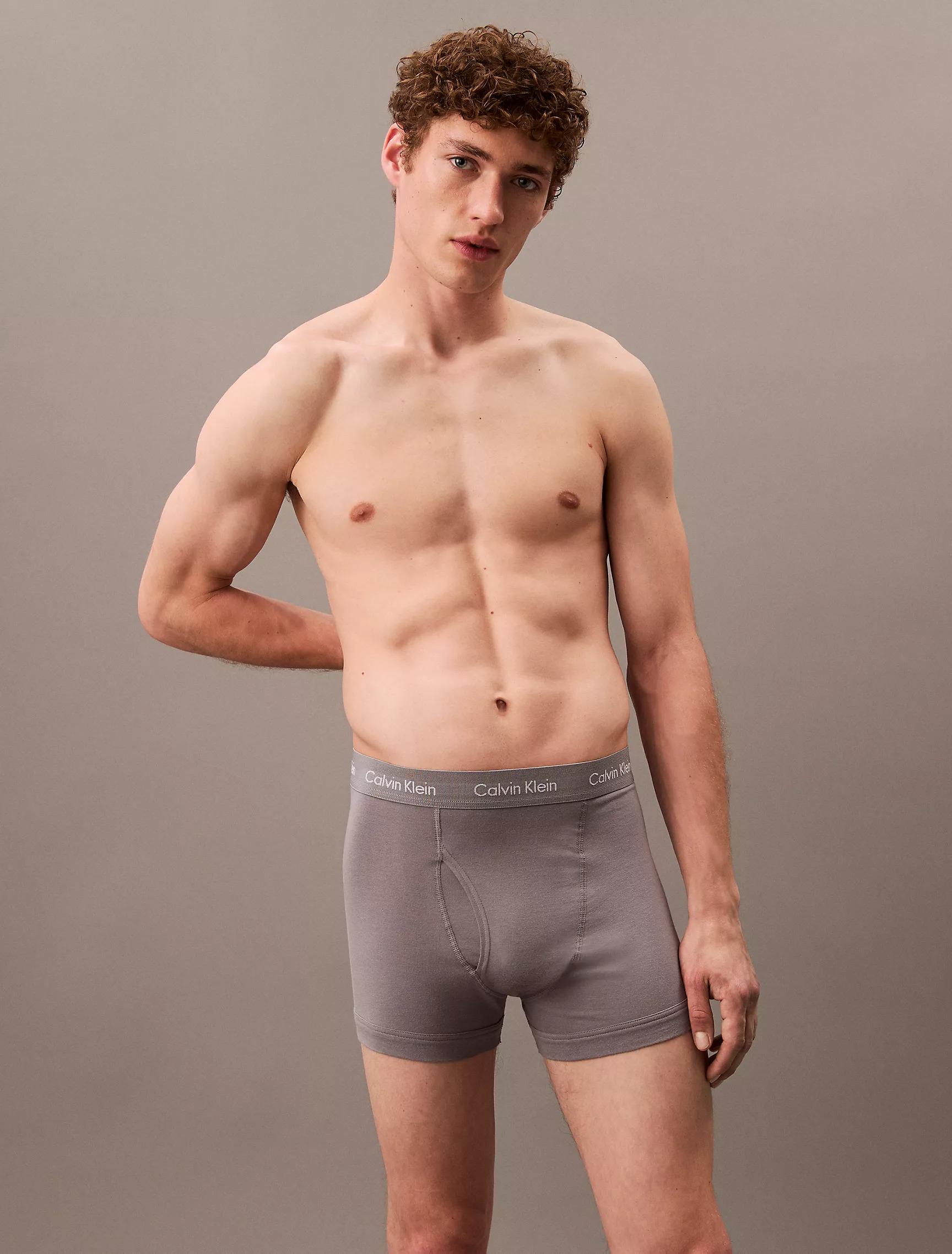 Набор трусов боксеры Calvin Klein L 5 шт. Разноцветный (CK-112) - фото 2 Набор трусов боксеры Calvin Klein L 5 шт. Разноцветный (CK-112) - фото 2