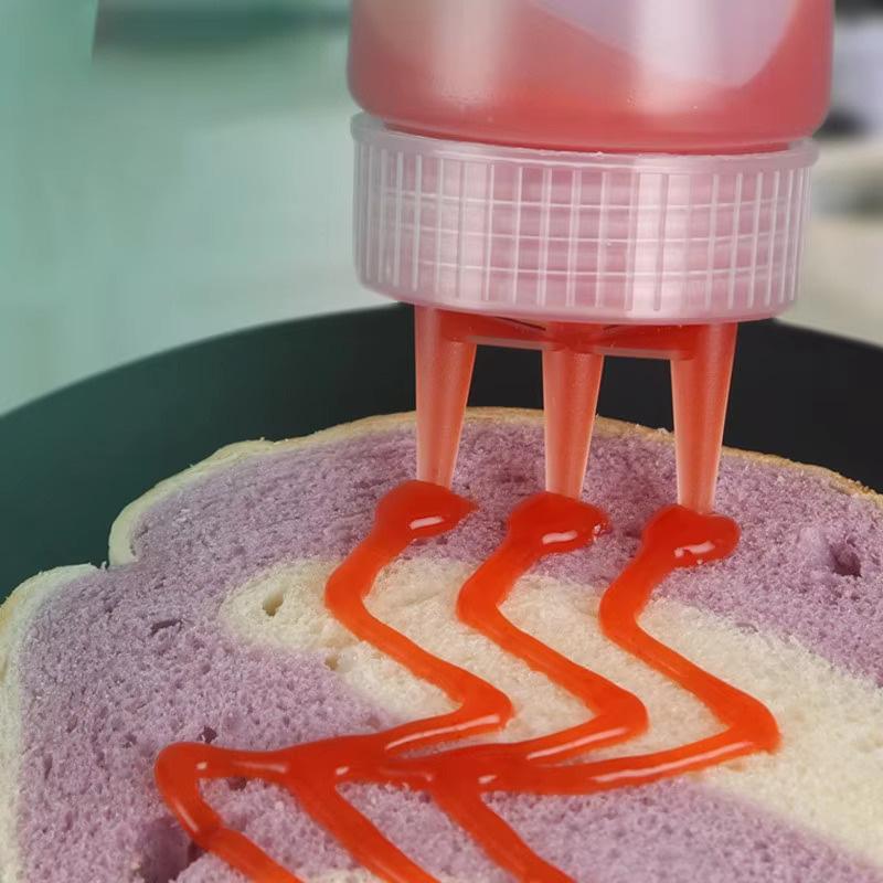 Диспенсер для соусів та сиропів з трьома носиками 1000 мл Червоний - фото 3 Диспенсер для соусів та сиропів з трьома носиками 1000 мл Червоний - фото 3