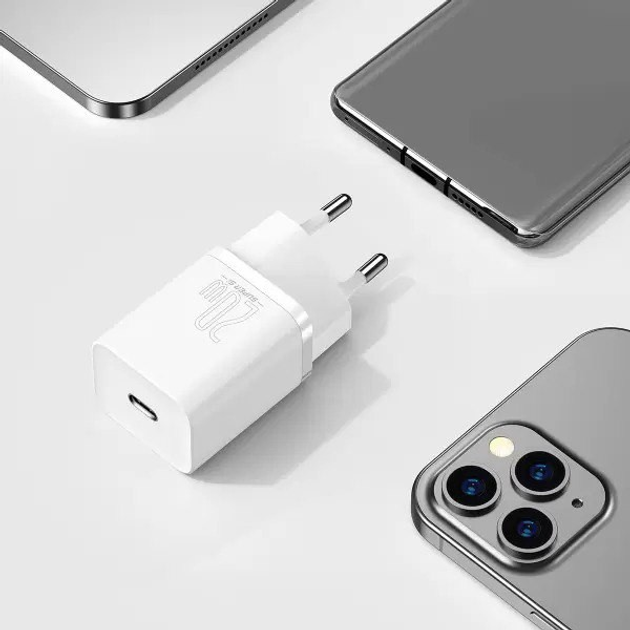 Зарядное устройство сетевое BASEUS Cube PD 20W с кабелем Data Cable Type-C to Lightning 1 м White (28948563) - фото 5 Зарядное устройство сетевое BASEUS Cube PD 20W с кабелем Data Cable Type-C to Lightning 1 м White (28948563) - фото 5