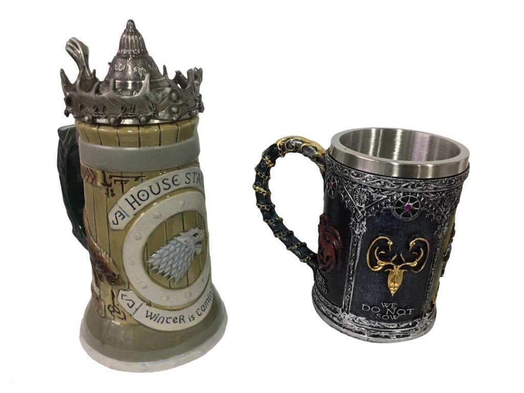 Подарунковий набір гуртка House Stark Гра Престолів та Winter Coming 650/500 мл - фото 1 Подарунковий набір гуртка House Stark Гра Престолів та Winter Coming 650/500 мл - фото 1