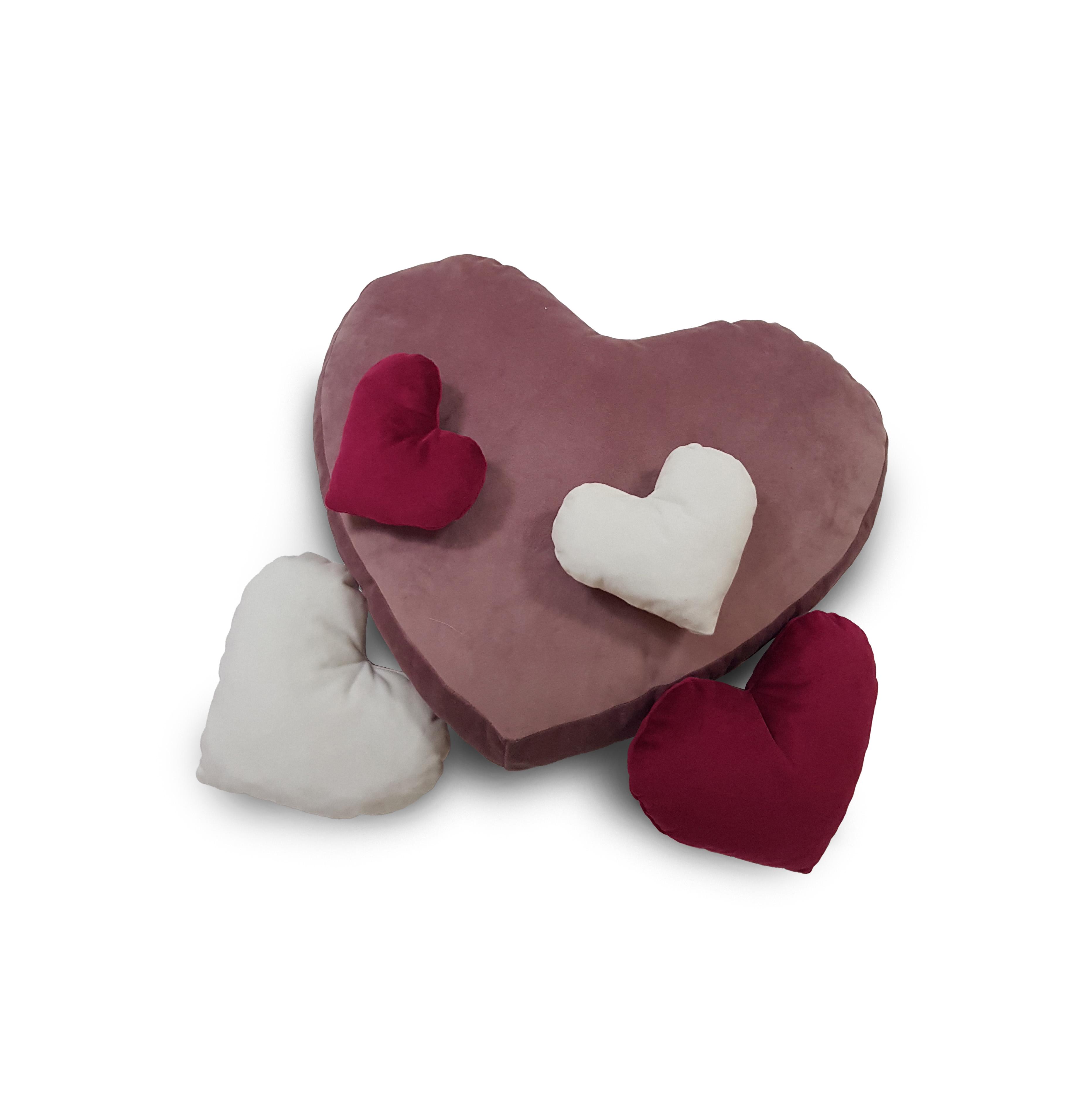 Комплект декоративних подушок Firanka Сердечка 1 шт. 40 см 2 шт. 20 см 2 шт. 10 см Різнокольоровий (серд_2) Комплект декоративних подушок Firanka Сердечка 1 шт. 40 см 2 шт. 20 см 2 шт. 10 см Різнокольоровий (серд_2)