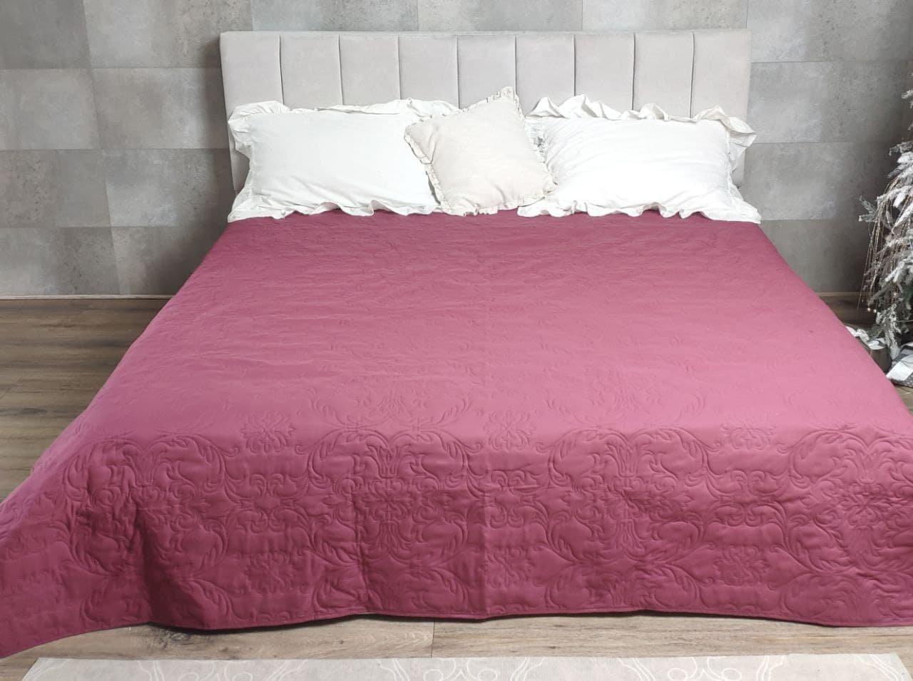 Покривало ТЕП Vintage аравійска ніч 220х240 Темно-бордовий (142182) Покривало ТЕП Vintage аравійска ніч 220х240 Темно-бордовий (142182)