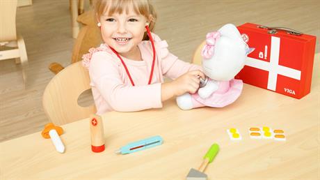 Ігровий набір Viga Toys Валіза доктора (18253) - фото 4 Ігровий набір Viga Toys Валіза доктора (18253) - фото 4