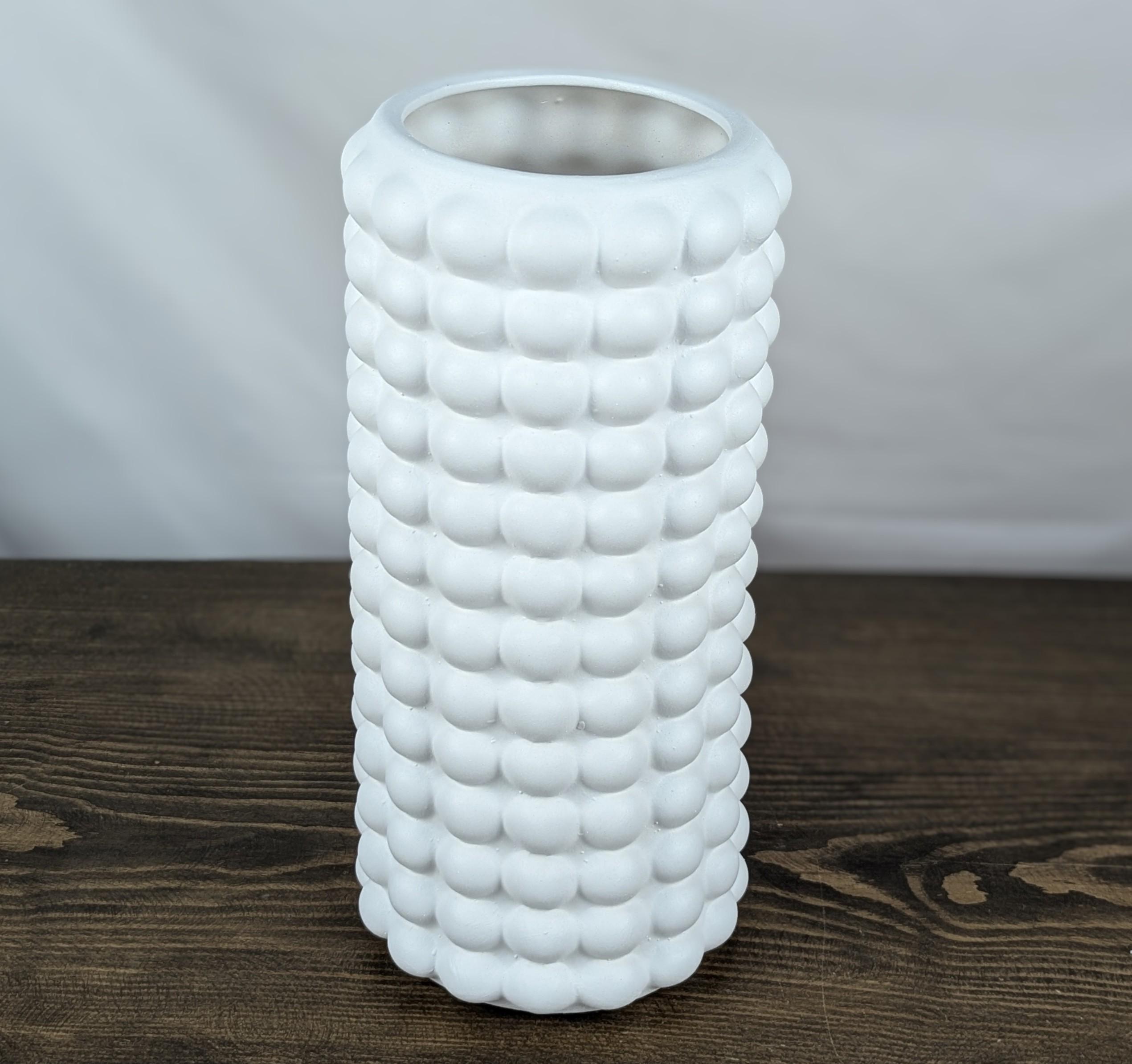 Ваза Nana ceramics Бамбл 33 см муар Белый