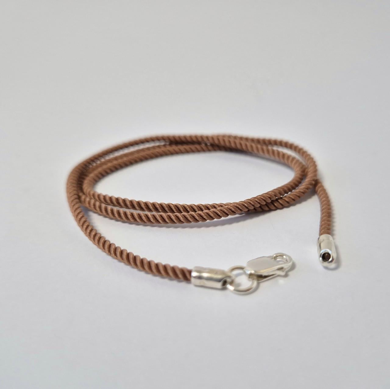 Шнурок на шею шелковый 2 мм 45 см 925 пробы 0,98 г (6010/2) Шнурок на шею шелковый 2 мм 45 см 925 пробы 0,98 г (6010/2)