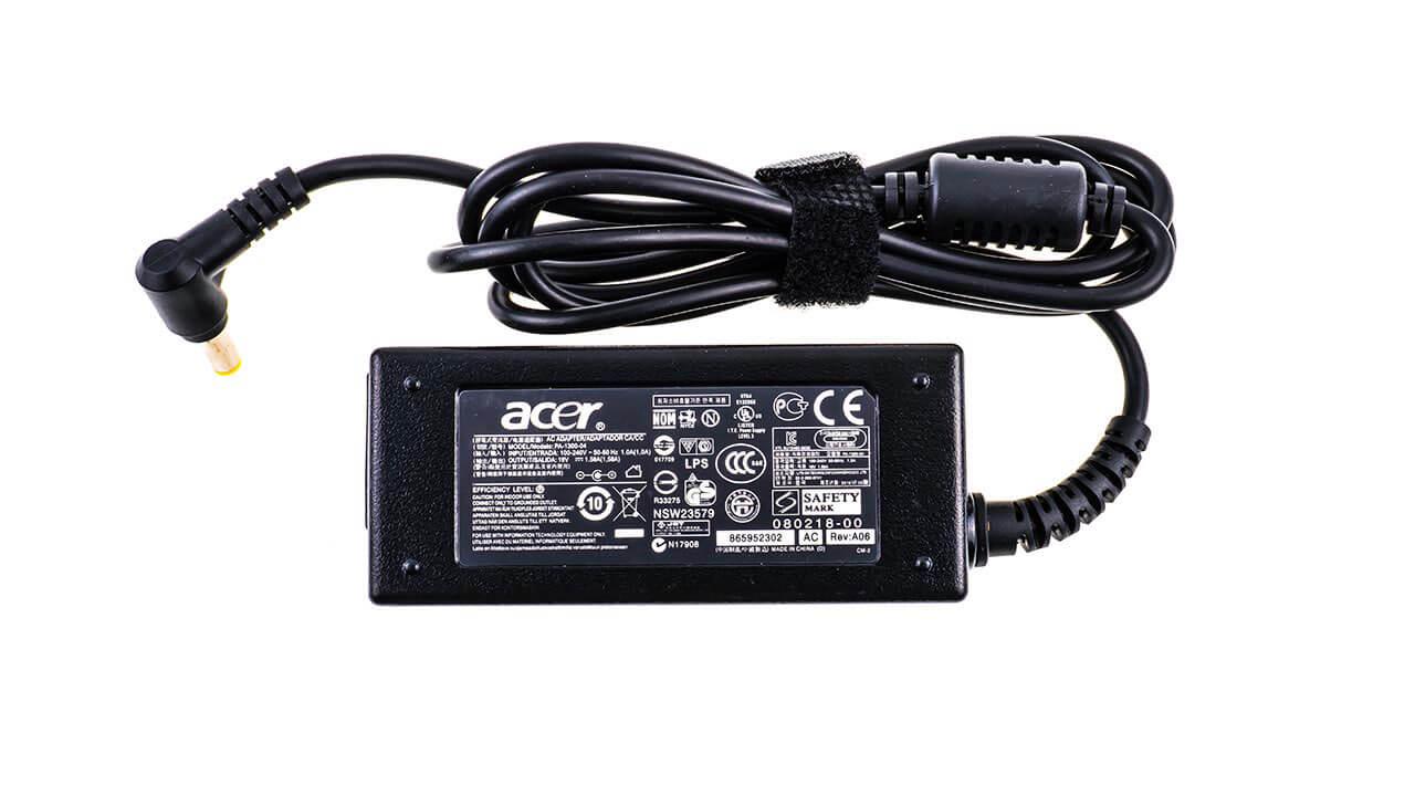 Блок питания Acer Aspire One D255