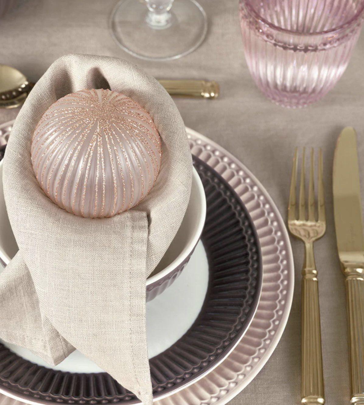 Тарелка GreenGate Alice 23 см Розовый (5707463145983) - фото 2 Тарелка GreenGate Alice 23 см Розовый (5707463145983) - фото 2