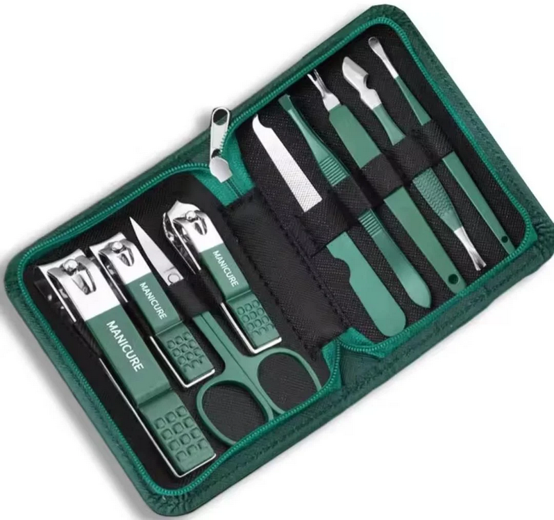 Манікюрний набір з нержавіючої сталі 9 пр. зі шкіряним чохлом Зелений Манікюрний набір з нержавіючої сталі 9 пр. зі шкіряним чохлом Зелений