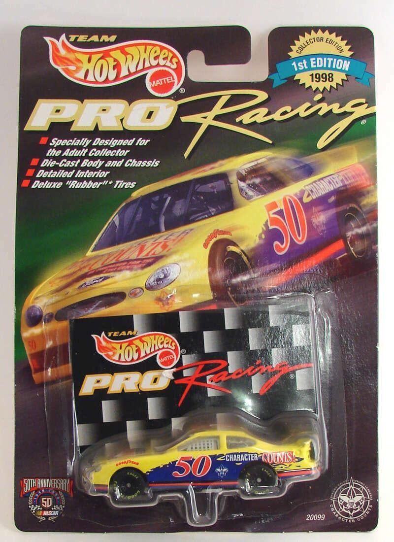 Іграшкова машинка Hot Wheels Ford Taurus №50 Character Counts 1998 Pro Racing NASCAR (20099)