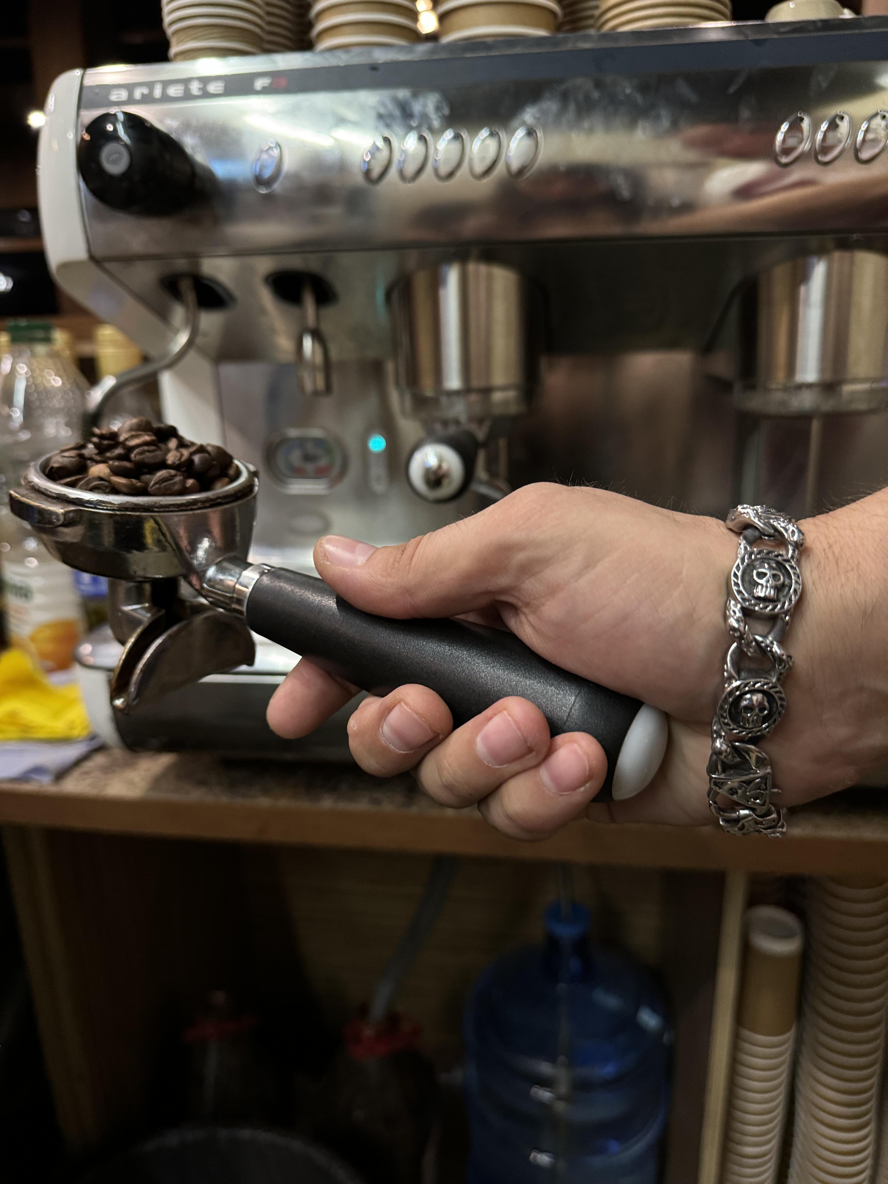 Сет зернової кави 4 шт. x 100 г (23588912) - фото 6 Сет зернової кави 4 шт. x 100 г (23588912) - фото 6