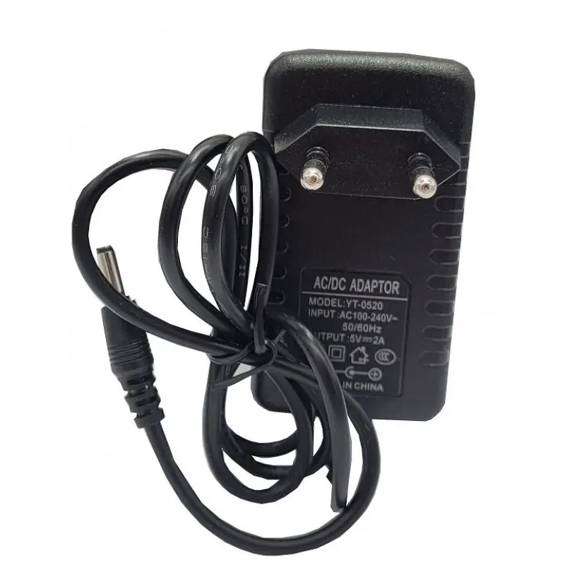 Блок питания тонкий штекер 5 V/2 A 3,5х1,35 мм (00231)