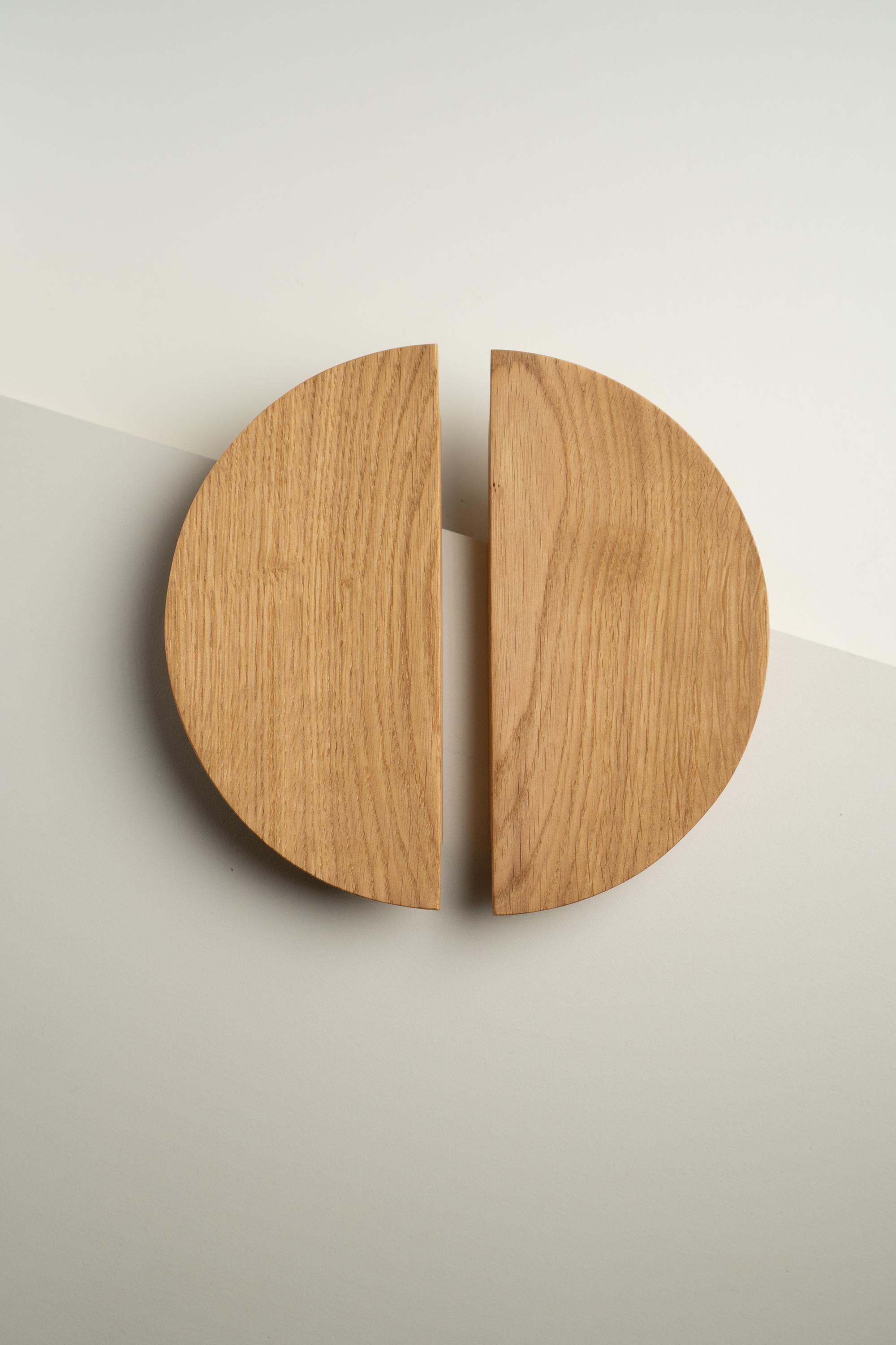 Меблева ручка Duet 3 дерев'яна 180 мм - фото 7 Меблева ручка Duet 3 дерев'яна 180 мм - фото 7