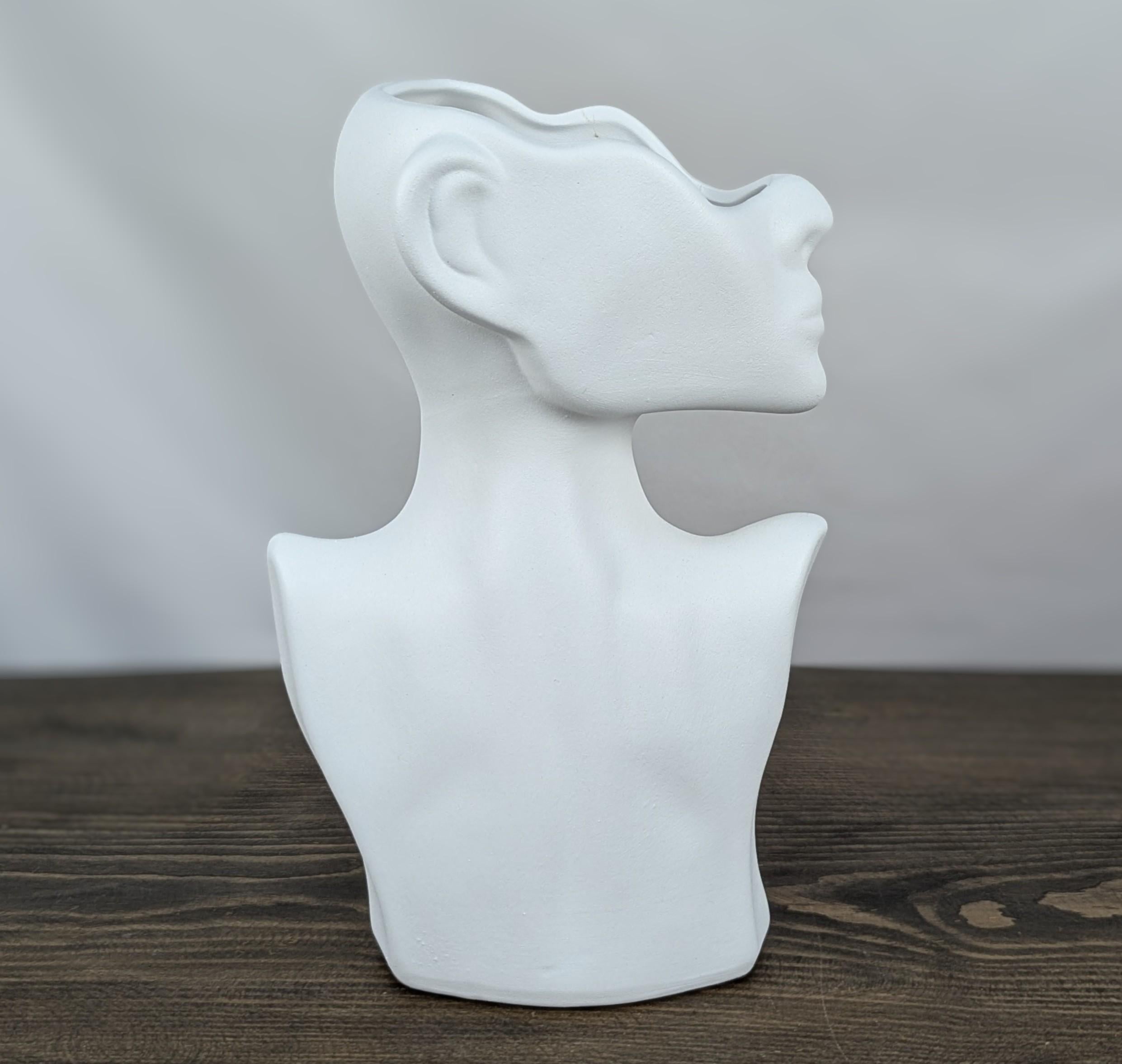 Ваза Nana ceramics Мадам 25 см муар Белый