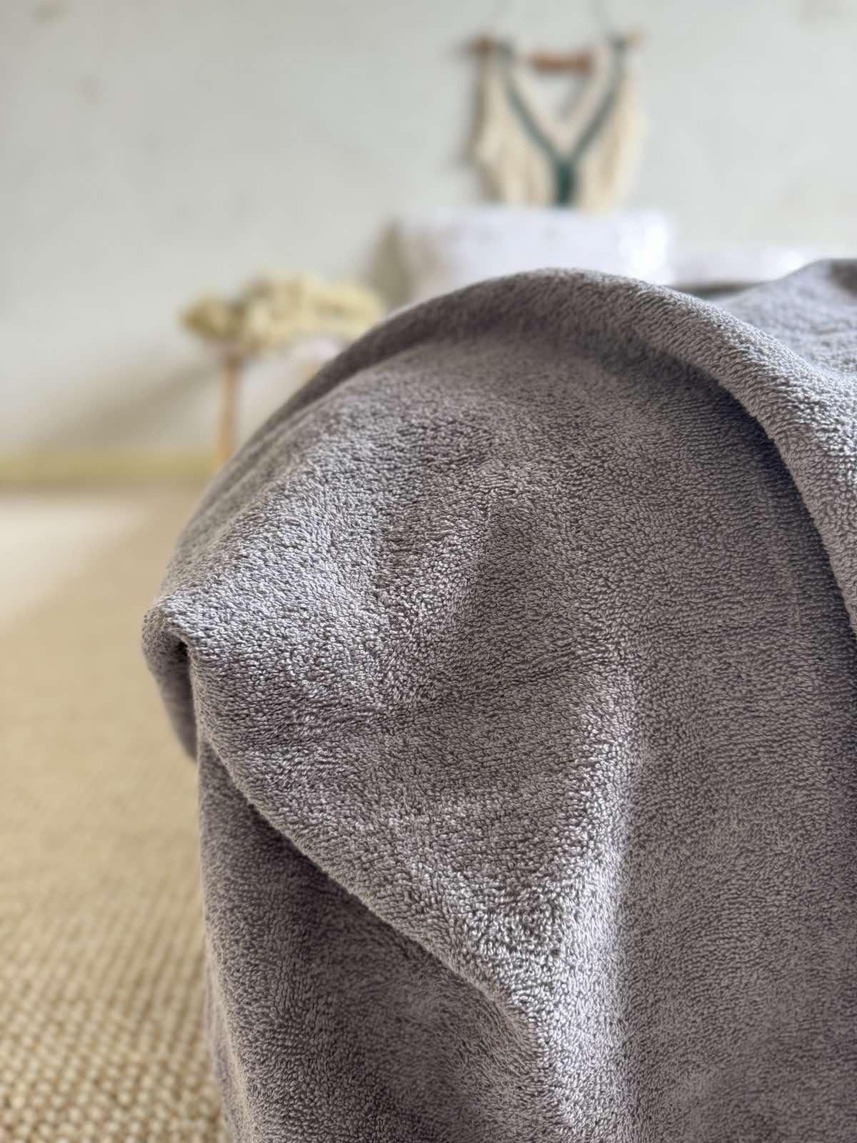 Простынь-покрывало махровое ZEINTEX MADEIRA хлопковое 150х220 см Серый (26970969) - фото 9 Простынь-покрывало махровое ZEINTEX MADEIRA хлопковое 150х220 см Серый (26970969) - фото 9