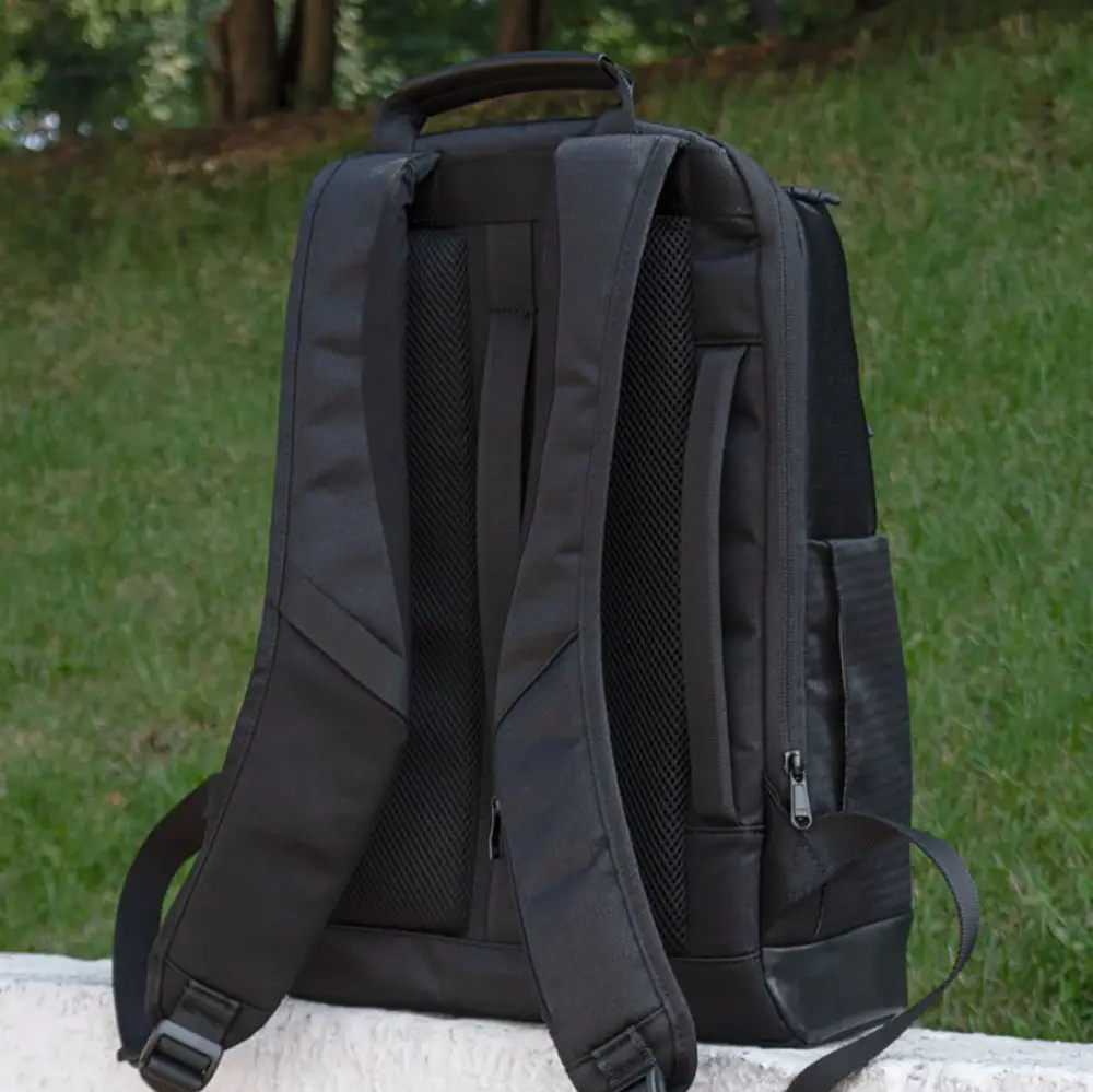 Рюкзак для ноутбука WIWU Elite Backpack с защитой от влаги из полиэстера 15,6" Черный (48417) - фото 4