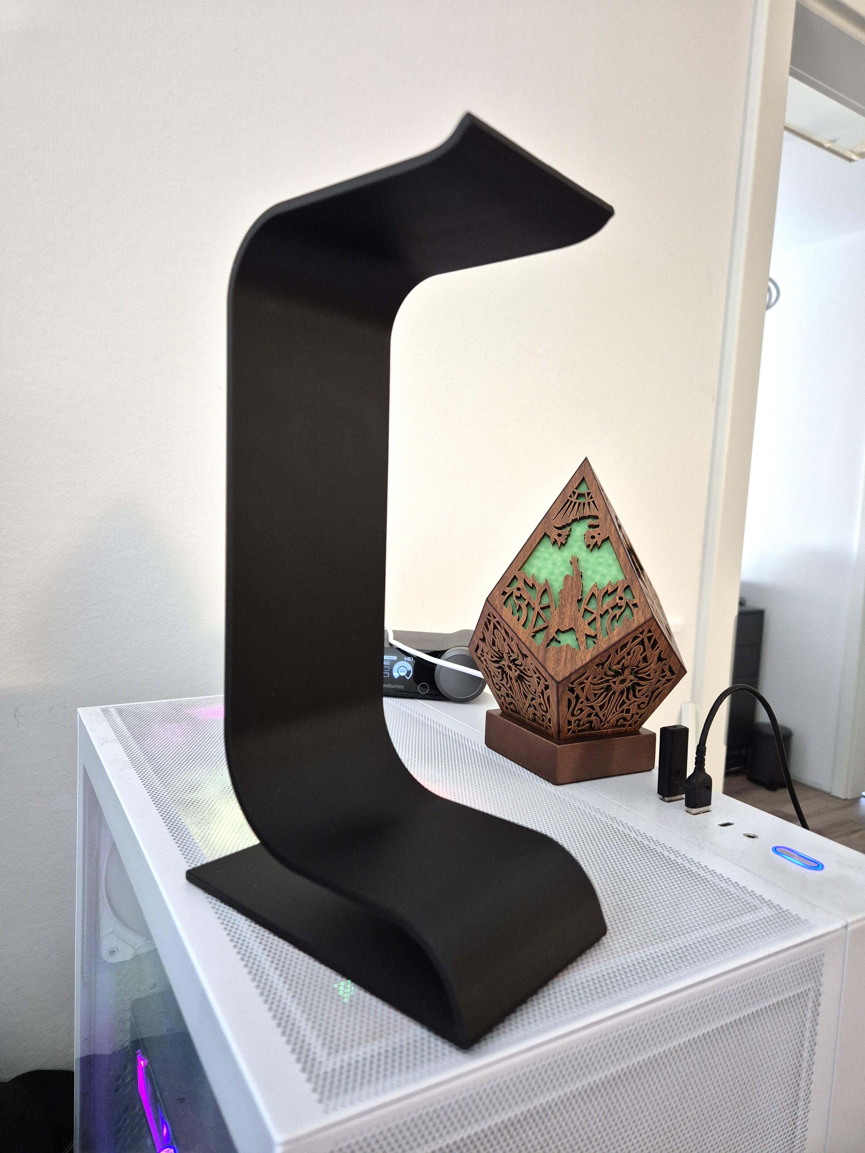 Подставка для игровых наушников универсальная (28426623)