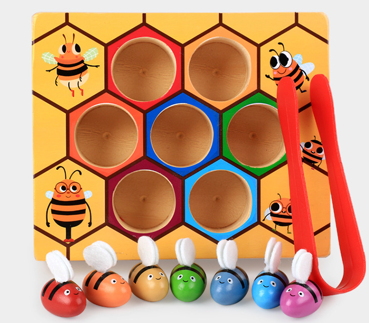 Развивающая деревянная игра сортер Goodcow Пчелиный улей с пинцетом