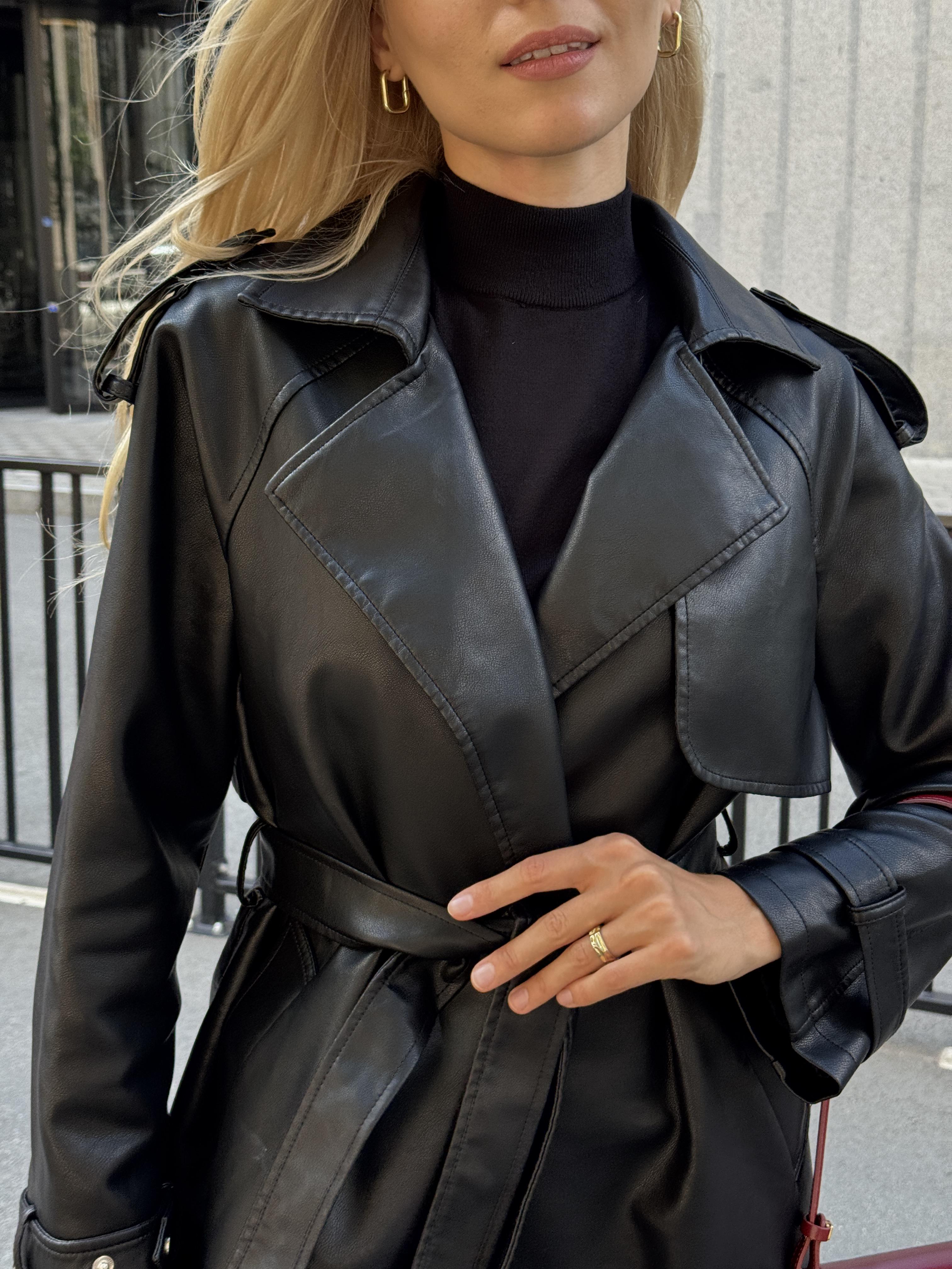 Плащ жіночий ЦБ-00277871 р. 48 Чорний (28425570) - фото 2 Плащ жіночий ЦБ-00277871 р. 48 Чорний (28425570) - фото 2