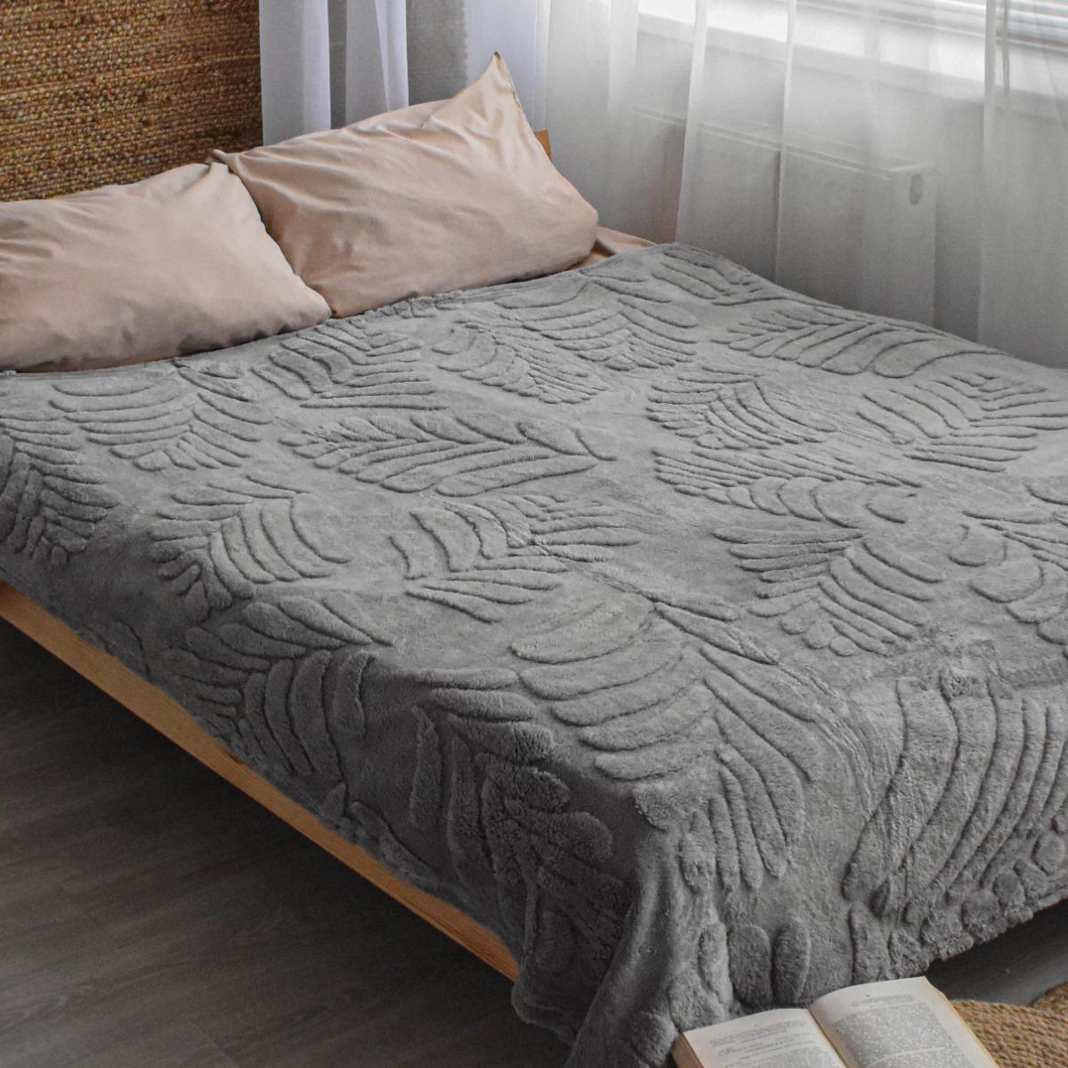 Плед пухнастий Koloco Листя двоспальний 180х220 см Темно-сірий (38508) - фото 1