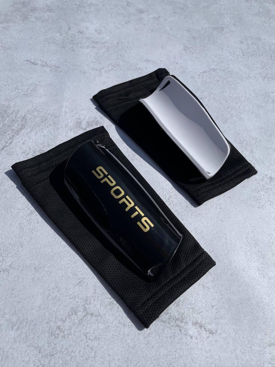 Комплект футбольные щитки SPORTS S 14 см и держатели-сеточки Черно-золотой (2636003927)