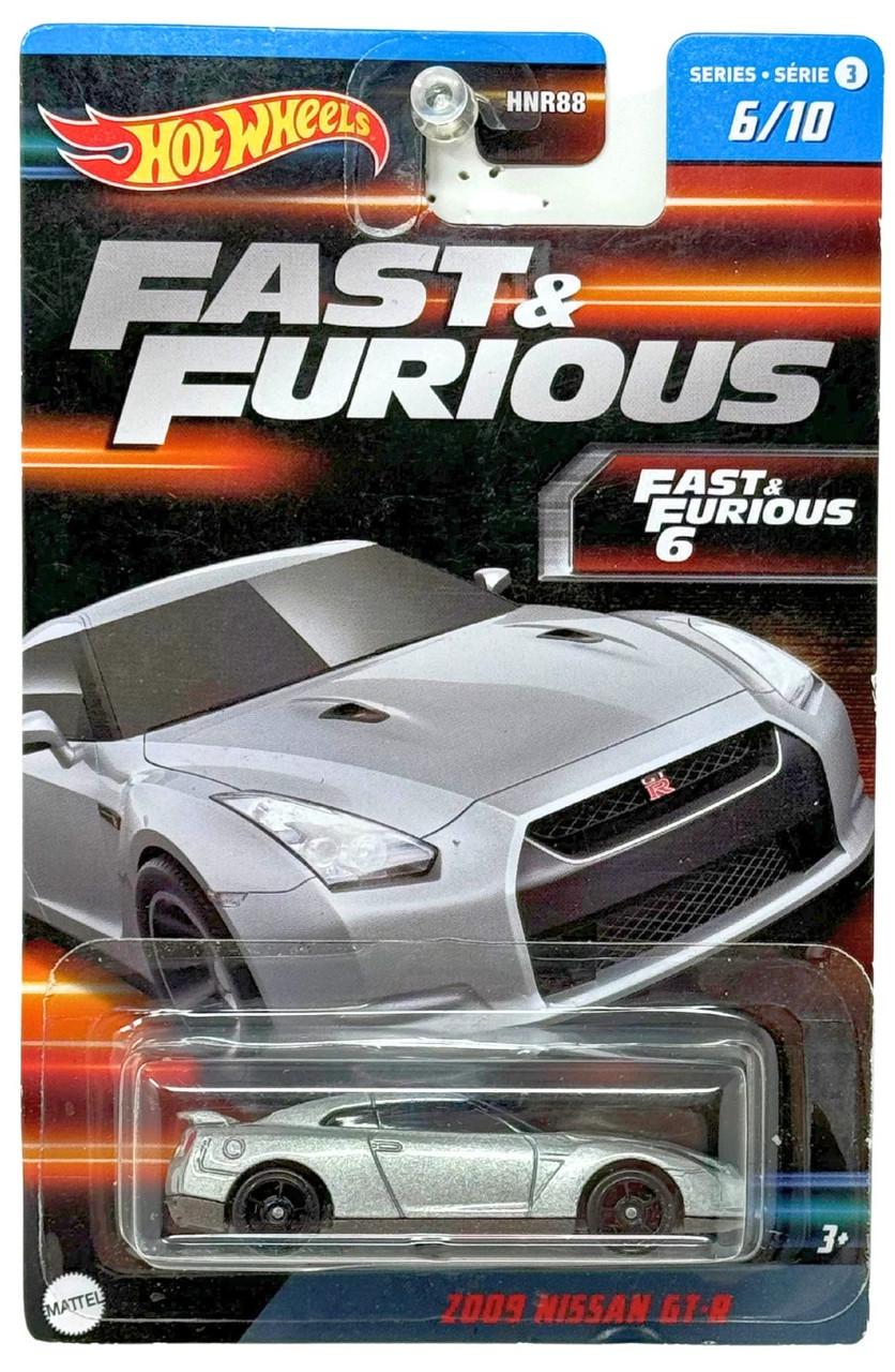 Игрушечная машинка Hot Wheels 2009 Nissan GT-R 2023 Fast & Furious Series 3 6/10 (HNT16)