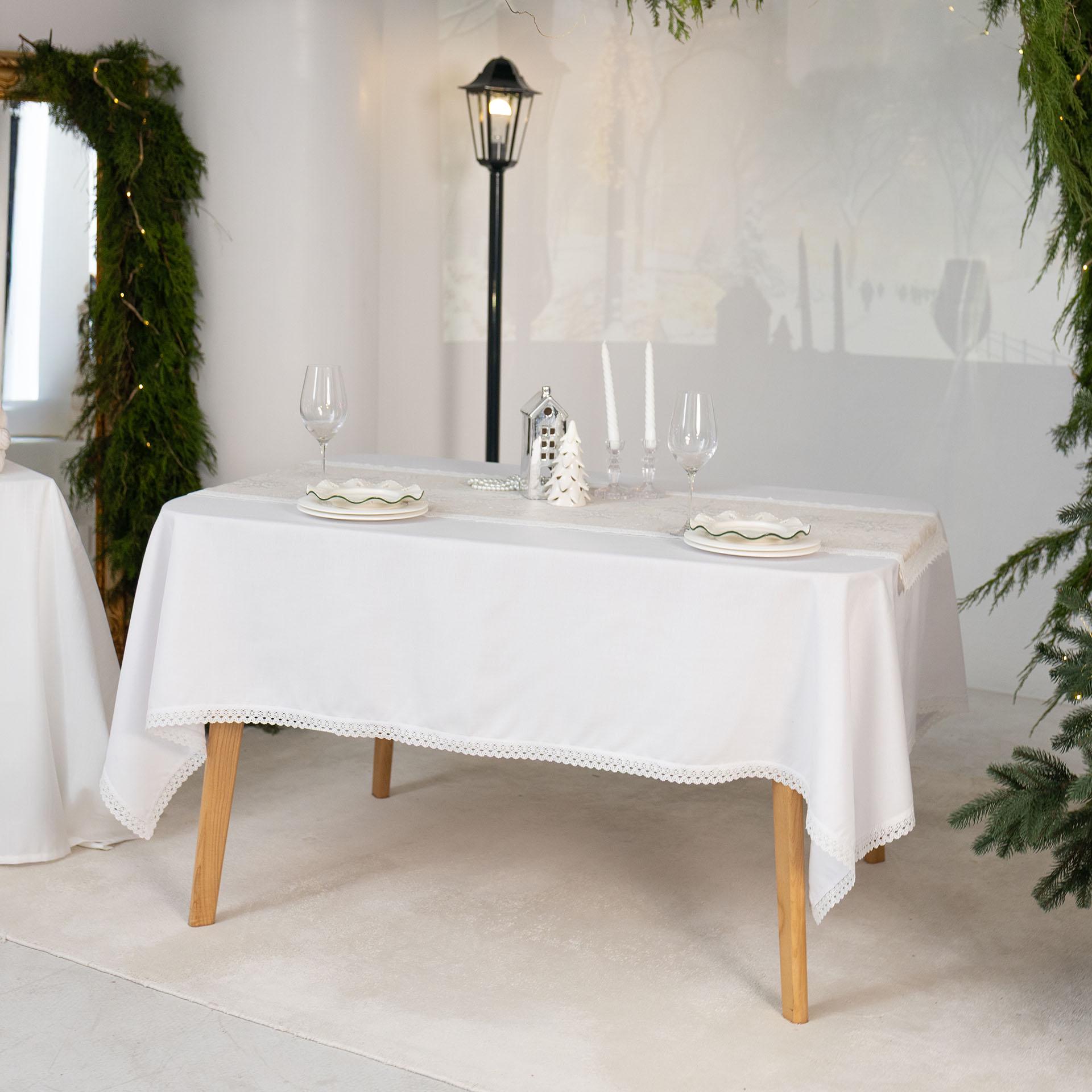 Доріжка на стіл новорічна Едельвіка Сніжинки з мереживом 1,43х0,52 м (550-25/08) - фото 3