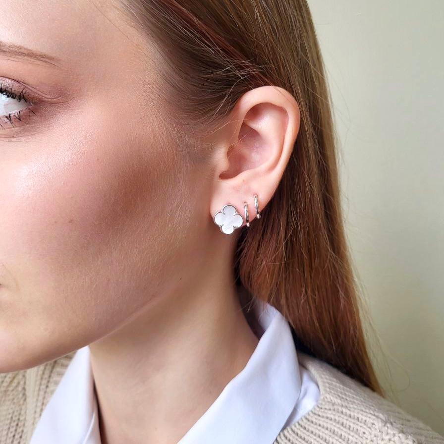 Срібні сережки Конюшина з Перламутром срібло 925 проби Родоване 1666с 2.65г (1666с Перламутр) - фото 2