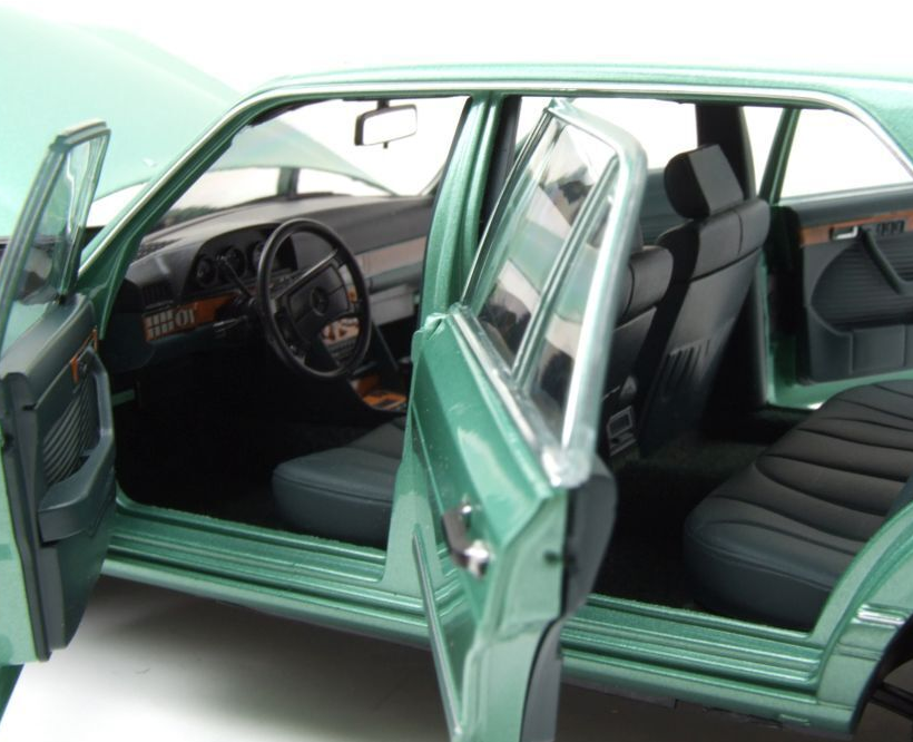 Модель автомобиля Norev 1:18 Mercedes-Benz 560 SEL W126 1985-1991 Light Green (183469) - фото 7 Модель автомобиля Norev 1:18 Mercedes-Benz 560 SEL W126 1985-1991 Light Green (183469) - фото 7