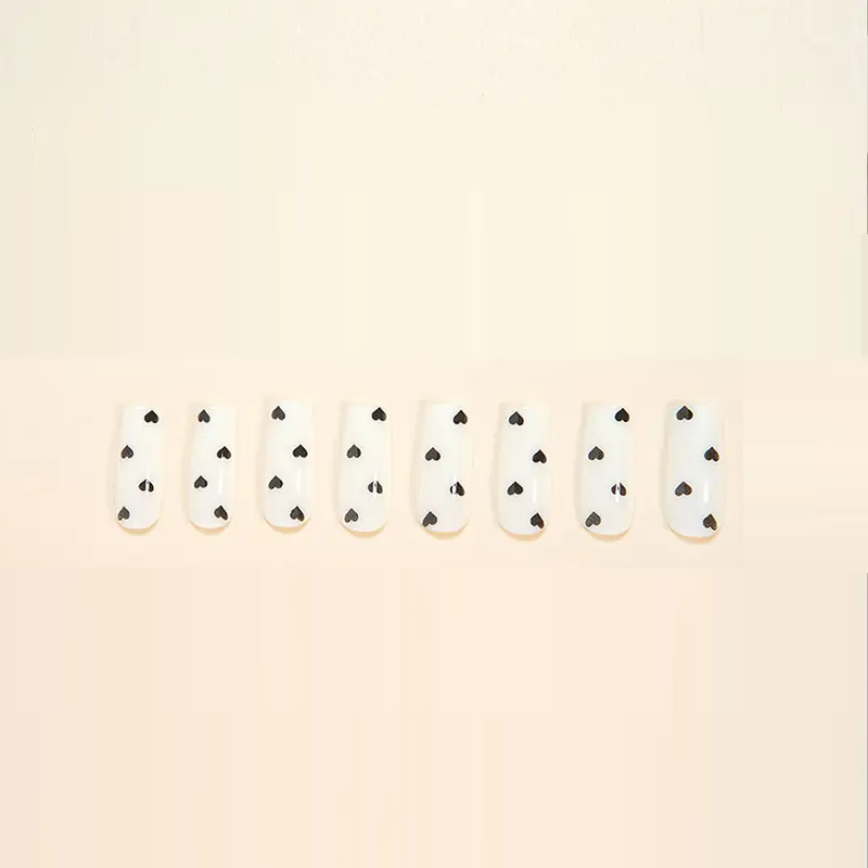 Ногти накладные Мини сердечки квадрат средней длины с клеевыми стиками 24 шт. Белый с черным (3000003750) - фото 5 Ногти накладные Мини сердечки квадрат средней длины с клеевыми стиками 24 шт. Белый с черным (3000003750) - фото 5