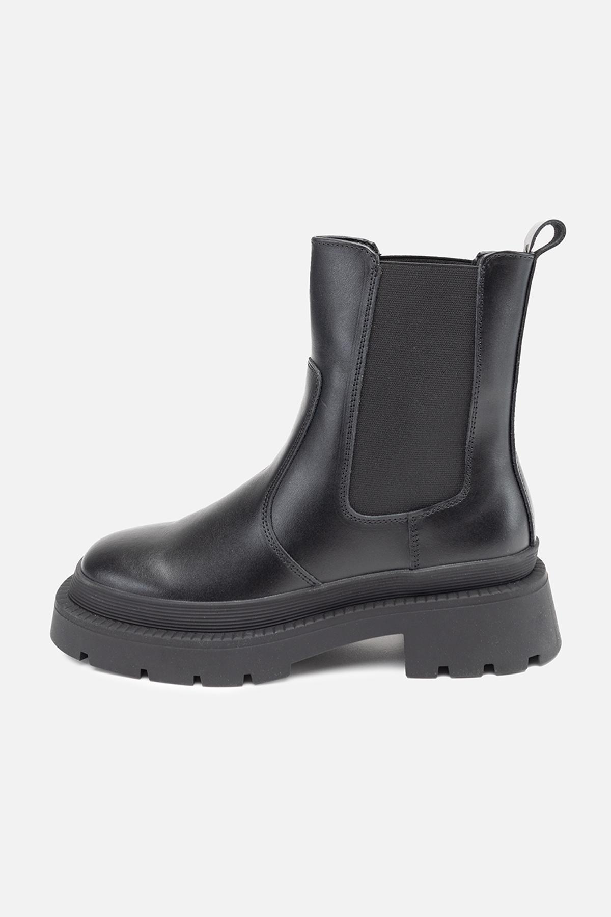 Ботинки женские Yuki ЦБ-00253423 на плоской подошве р. 40 Черный (SKT001001874)