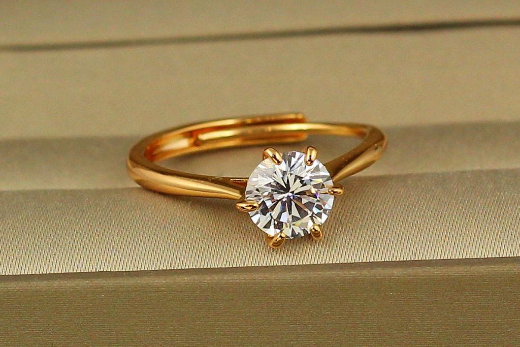 Кольцо Xuping Jewelry тонкое раздвижное с фианитом на шесть креплений р. 16 Золотистый (1759525771)