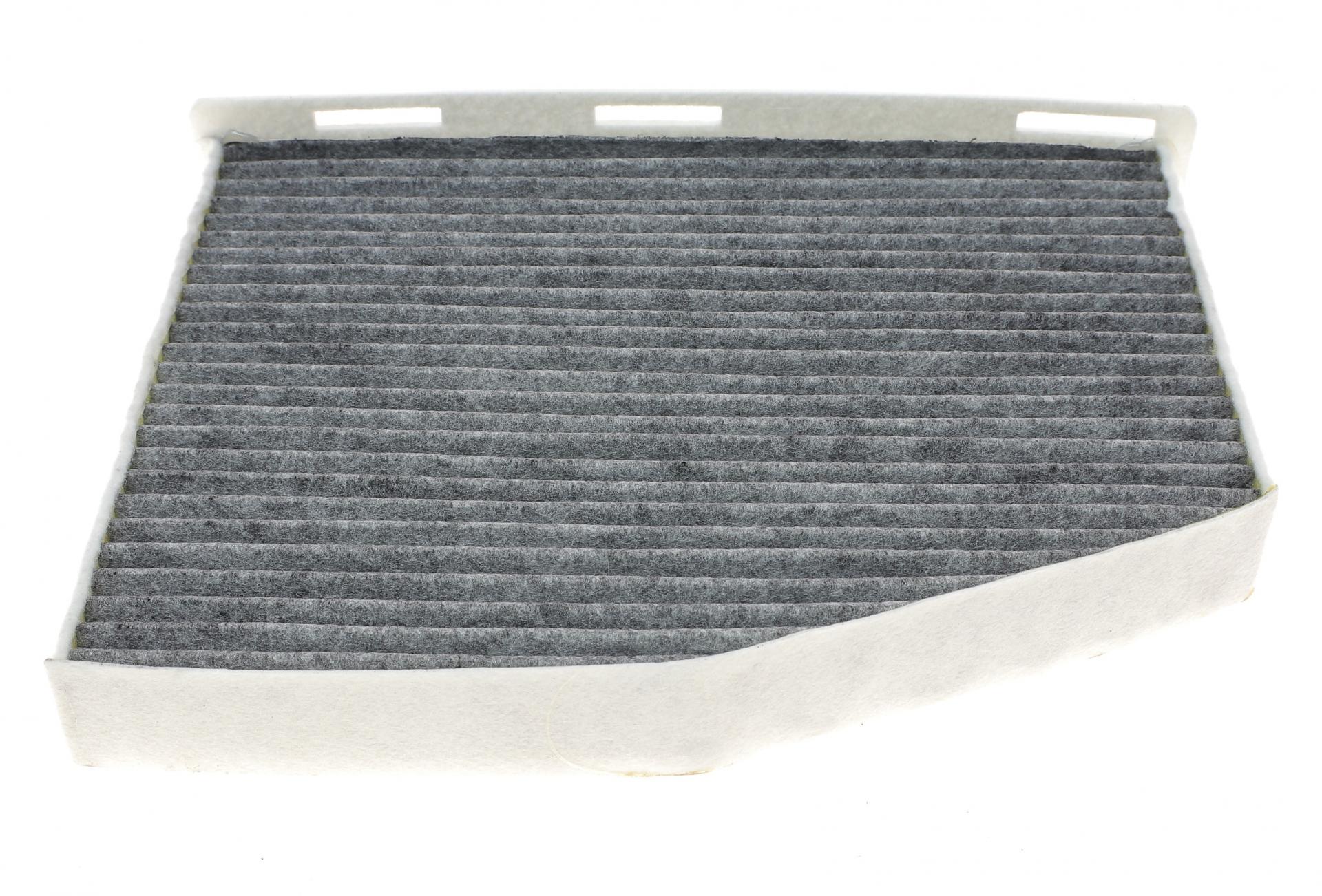 Фильтр салона PURFLUX для VW Caddy 1,9TDI 03- угольный (AHC378)