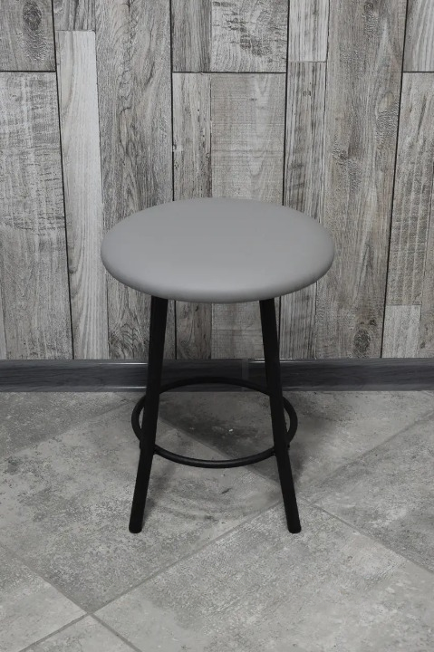 Табурет кухонний Муза металевий з м'яким сидінням 30х45 см Світло-сірий/Чорний (28374486)