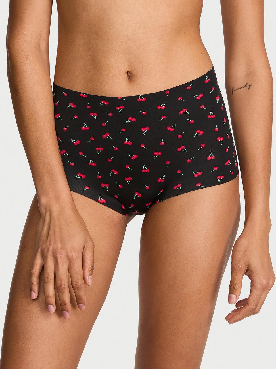 Трусики женские Victoria Secret No-Show Modern Brief S Черный (3181880057) Трусики женские Victoria Secret No-Show Modern Brief S Черный (3181880057)