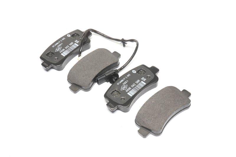 Колодки гальмівні задній міст RENAULT (440603321R) Колодки гальмівні задній міст RENAULT (440603321R)